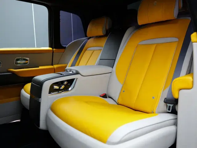 Rolls-Royce Cullinan — Фото автомобиля 15