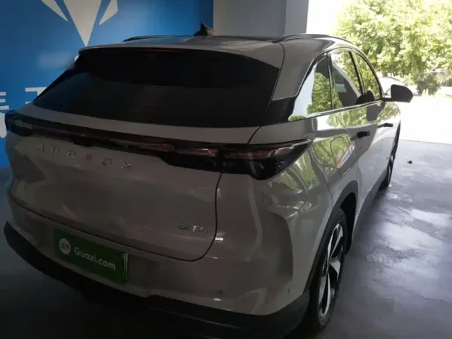 Arcfox Alpha T5 — Фото автомобиля 6