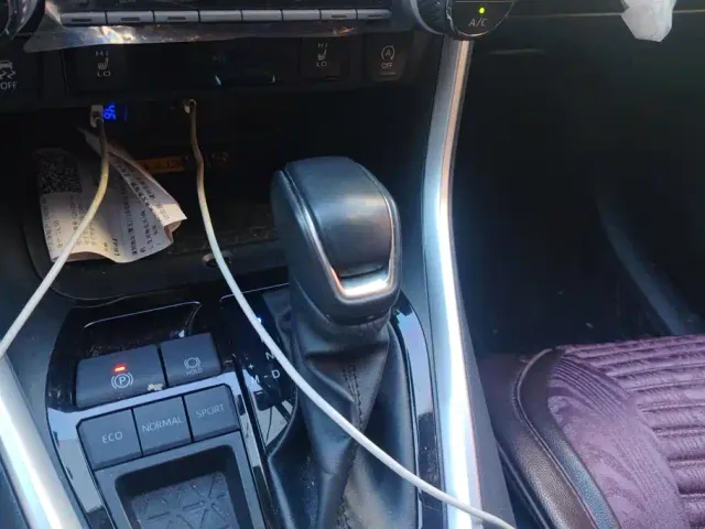 Toyota RAV4 — Фото автомобиля 16