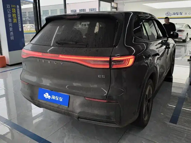 Geely Galaxy E5 — Фото автомобиля 3