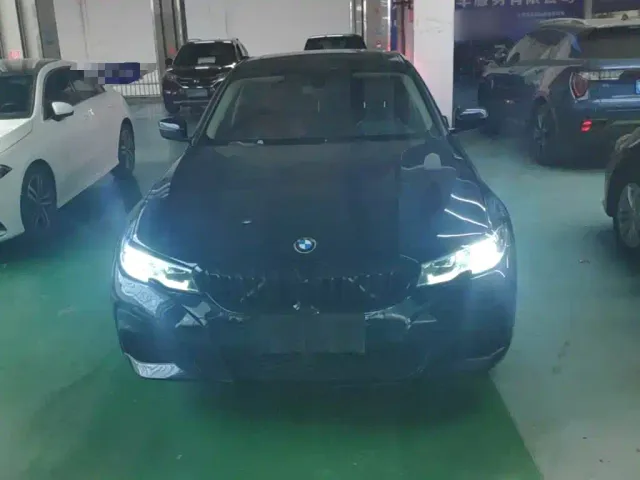 BMW 3 Series — Фото автомобиля 2