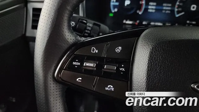 KG_Mobility_Ssangyong Rexton — Фото автомобиля 15