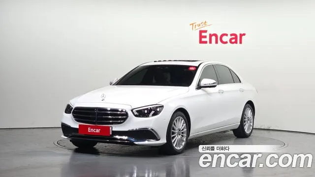 Фотография автомобиля — Mercedes-Benz E-Class W213