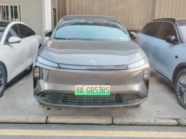 Dongfeng Aeolus L8 — Фото автомобиля 2