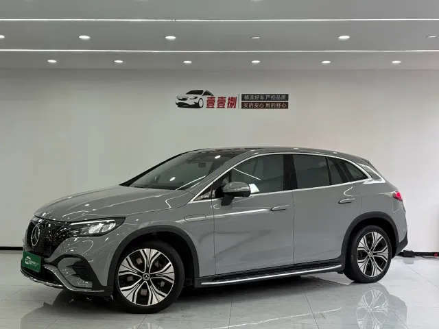 Фотография автомобиля — Mercedes-Benz EQE SUV