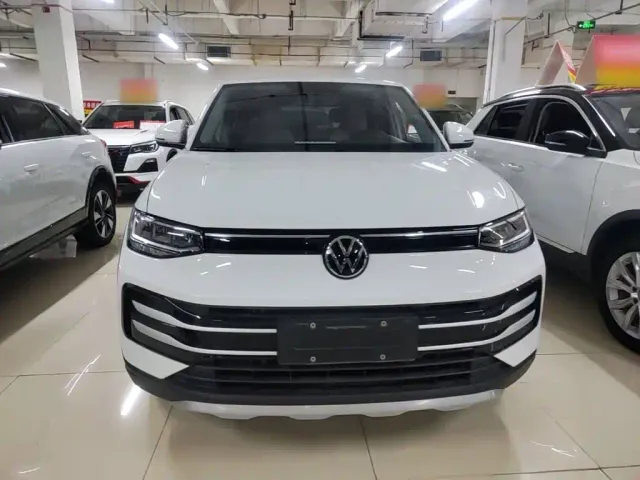 Volkswagen Tharu — Фото автомобиля 2