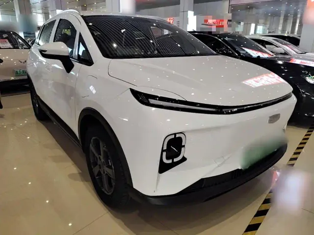 Geely Geometry E Firefly — Фото автомобиля 3