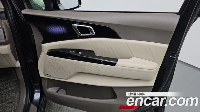 Kia Canival Carnival 4 поколение Дизель 9 мест Signature — Фото автомобиля 21