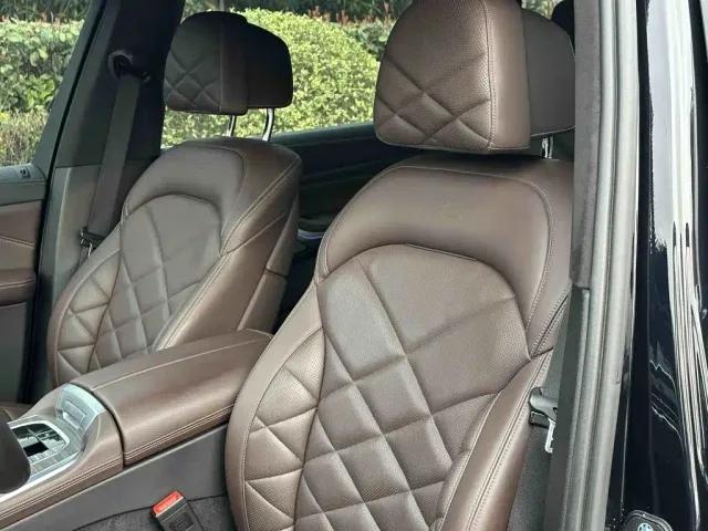 BMW X5 — Фото автомобиля 14