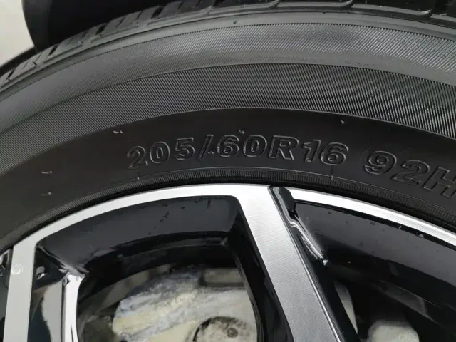 BYD Yuan Pro 2021 401KM Luxury Model — Фото автомобиля 24