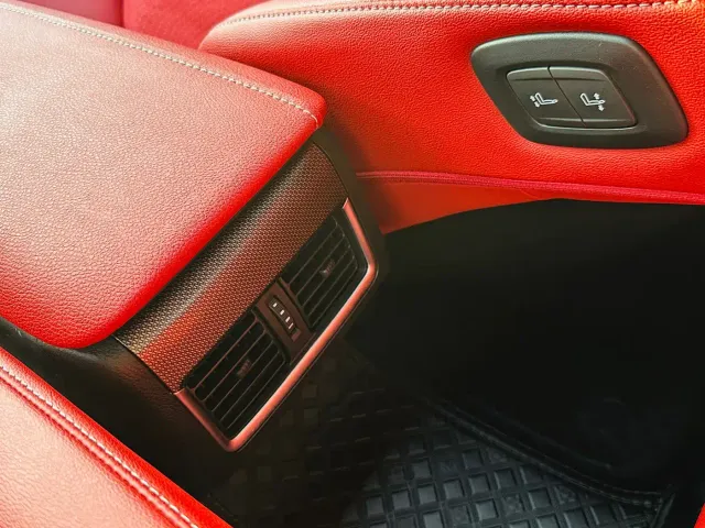 Toyota Camry — Фото автомобиля 22