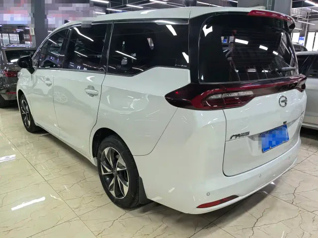 GAC Trumpchi Trumpchi M6 2023 PRO 270T DCT Luxury Edition — Фото автомобиля 4