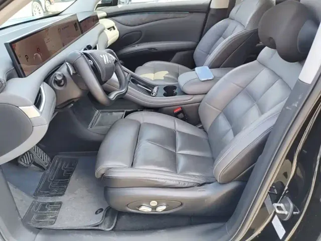 IM Motors LS6 — Фото автомобиля 15