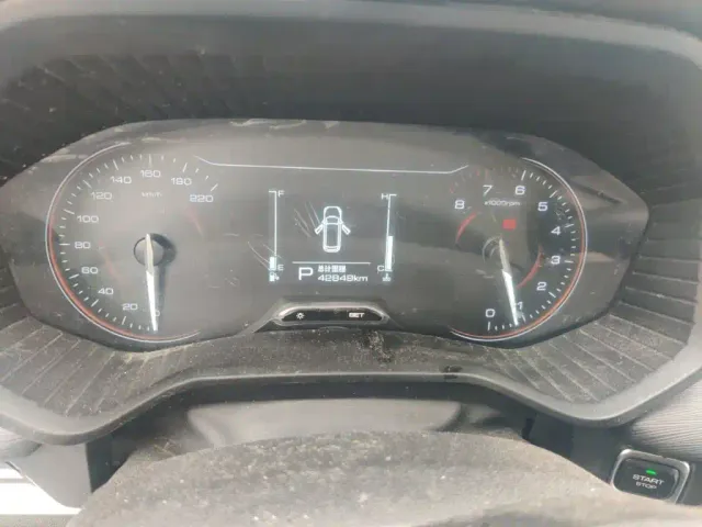 Wuling Jiachen — Фото автомобиля 12