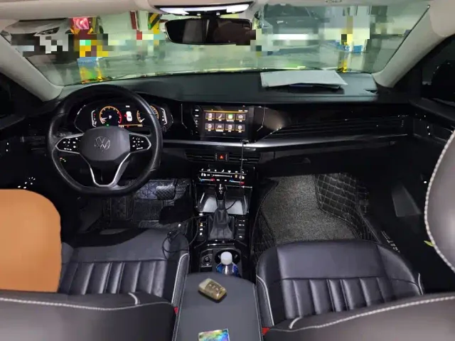 Volkswagen Passat — Фото автомобиля 5