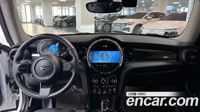 MINI Cooper — Фото автомобиля 7