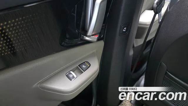 Kia Carnival 4th Gen — Фото автомобиля 30