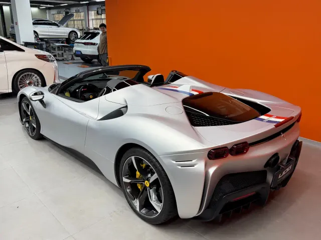 Ferrari SF90 — Фото автомобиля 25