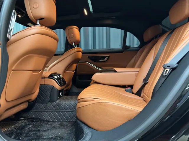 Mercedes-Benz S-Class — Фото автомобиля 6