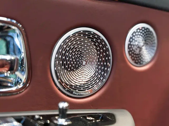 Rolls-Royce Cullinan — Фото автомобиля 19