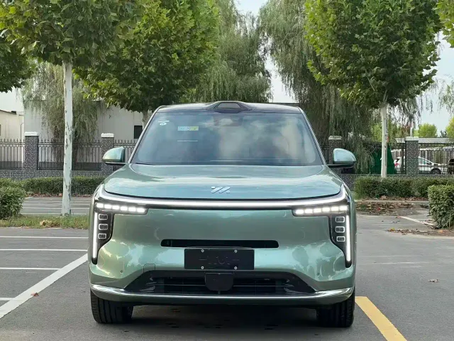 IM Motors LS8 — Фото автомобиля 2