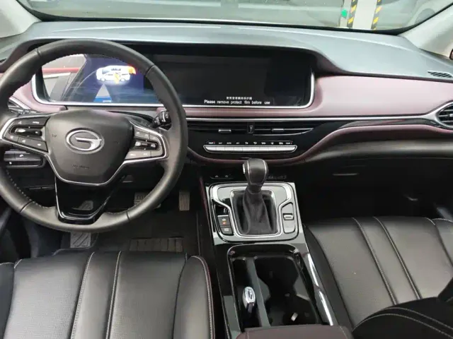 GAC Trumpchi M6 — Фото автомобиля 12
