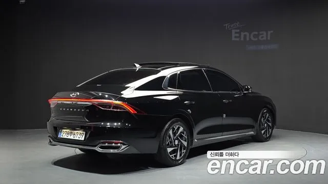 Hyundai Grandeur — Фото автомобиля 2