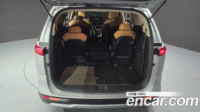 Kia Canival Carnival 4 поколение Дизель 11 мест Prestige — Фото автомобиля 20