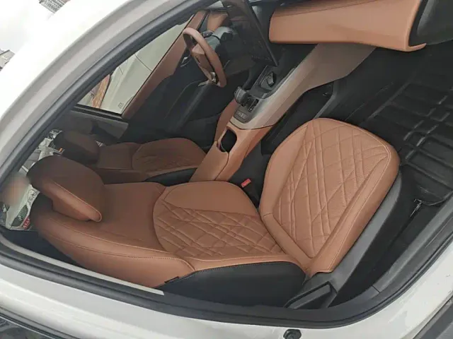 Changan Eado — Фото автомобиля 24
