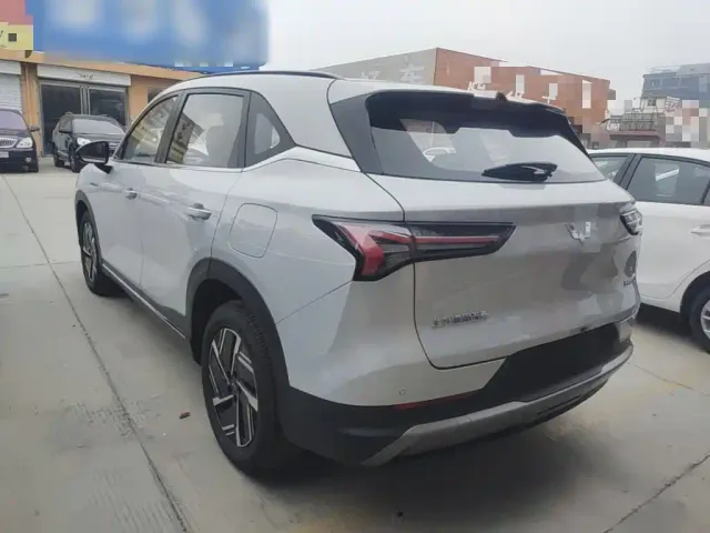 Wuling Starlight S — Фото автомобиля 4