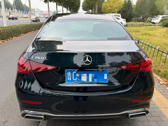 Mercedes-Benz C-Class — Фото автомобиля 6