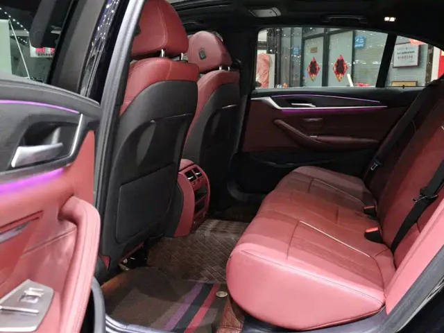 BMW 5 Series — Фото автомобиля 7