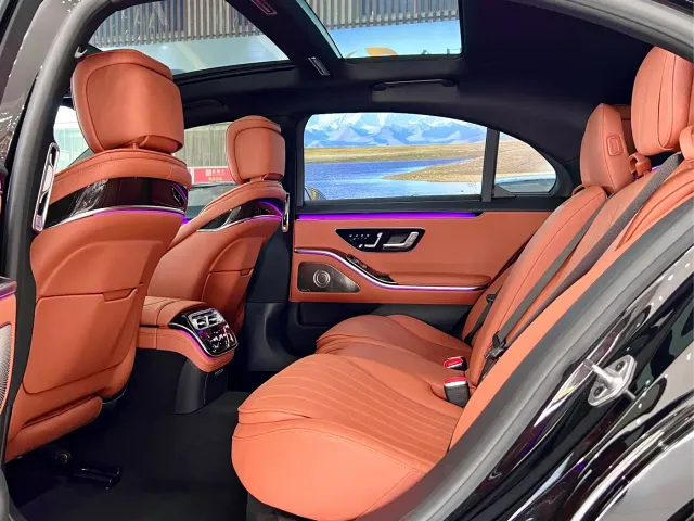 Mercedes-Benz S-Class — Фото автомобиля 10