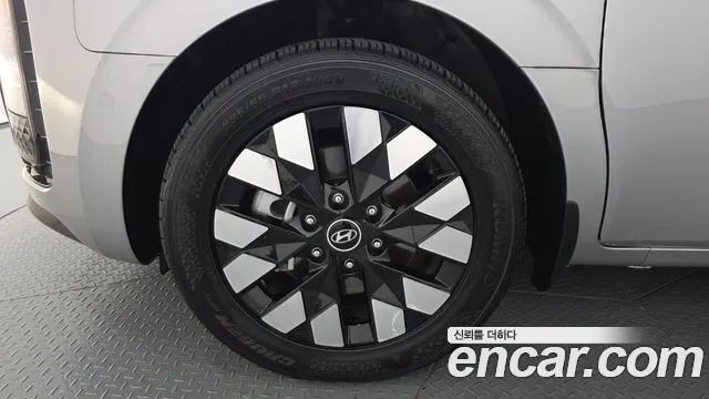 Hyundai Staria — Фото автомобиля 5