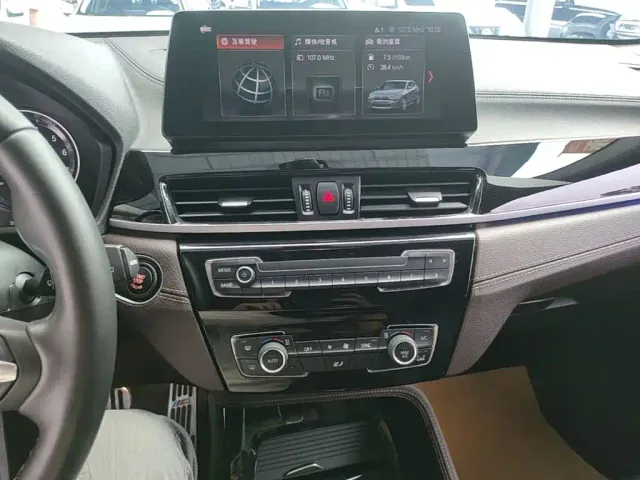 BMW X2 — Фото автомобиля 12