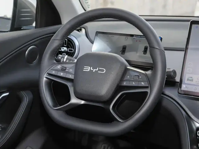 BYD Seal 05 DM-i 2025 DM-i 115KM Flagship — Фото автомобиля 4