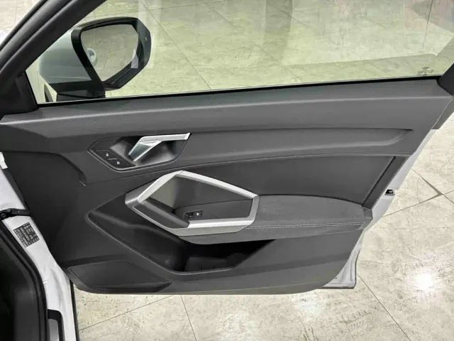 Audi Q3 — Фото автомобиля 17