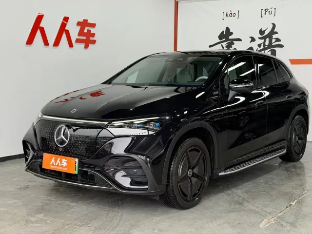 Фотография автомобиля — Mercedes-Benz EQE SUV
