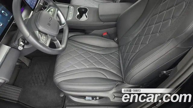 BYD Sealion 7 — Фото автомобиля 30