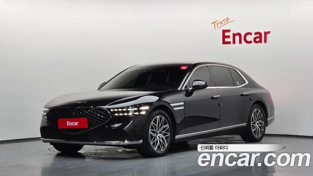 Фотография автомобиля — Genesis G90 G90 (RS4) Бензин 3.5 турбо AWD