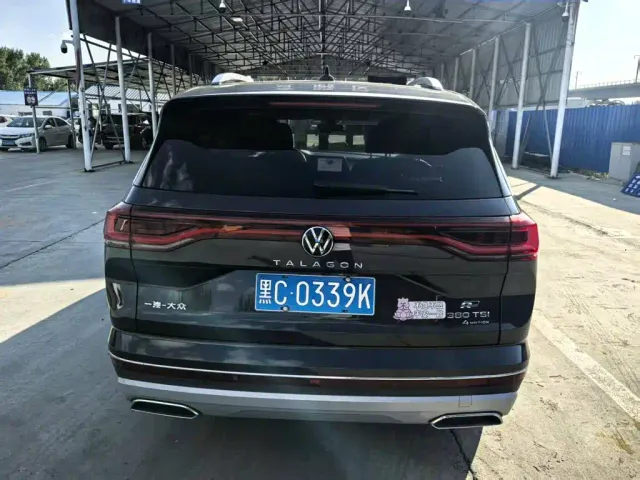 Volkswagen Volkswagen Talagon 2022 380TSI 4WD Luxury Premium Pro Edition 6-seater — Фото автомобиля 3