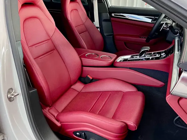 Porsche Panamera — Фото автомобиля 9