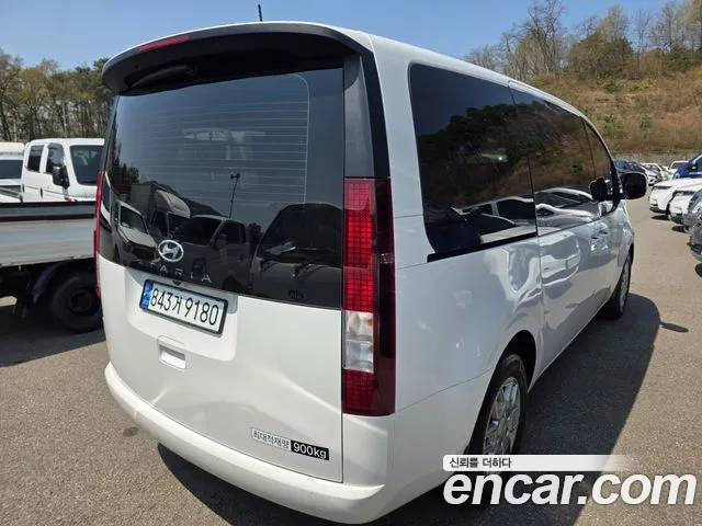 Hyundai Staria Staria Карго 3 места — Фото автомобиля 2