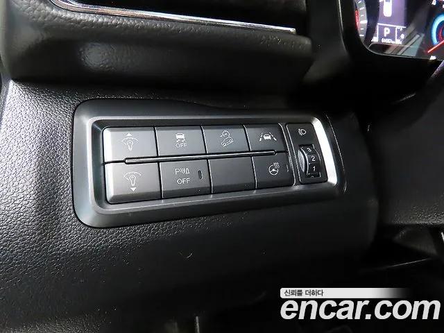 KG_Mobility_Ssangyong TIBOLI Very New Tivoli Бензин 1.5 2WD — Фото автомобиля 16