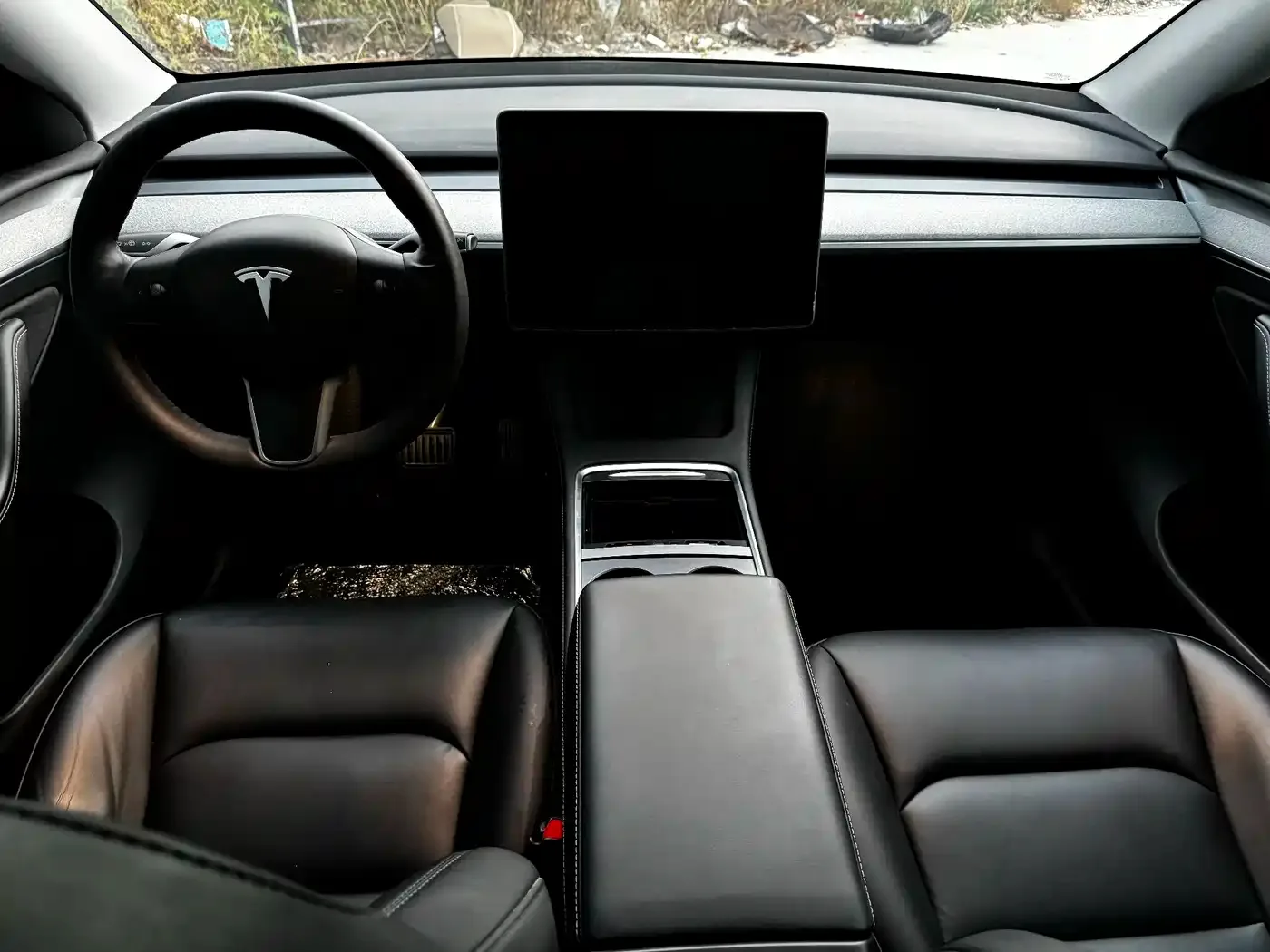 Tesla Model Y 2023 Long Range All-Wheel Drive Edition — Фото автомобиля 7