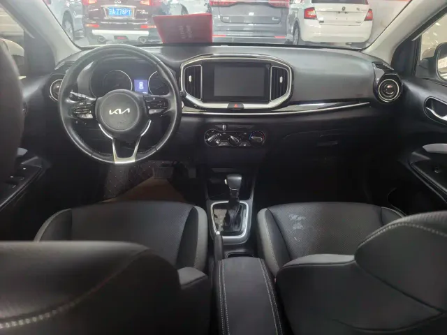 Kia KX1 — Фото автомобиля 8