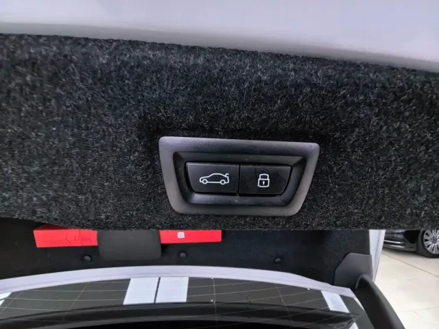 BMW 5 Series — Фото автомобиля 22