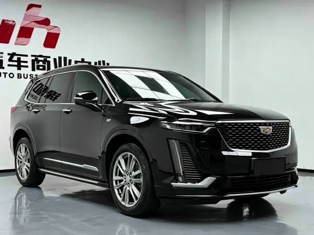 Cadillac XT6 — Фото автомобиля 2
