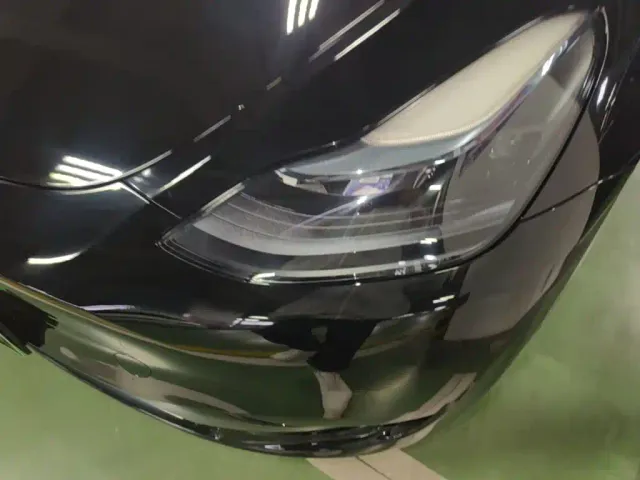 Tesla Model Y — Фото автомобиля 23