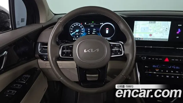 Kia Carnival Generation 4 — Фото автомобиля 13